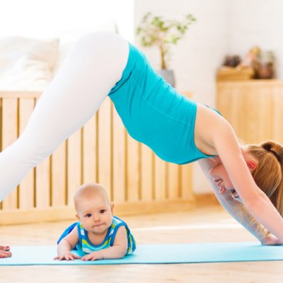 Le yoga maman-bébé, une activité postnatal idéale